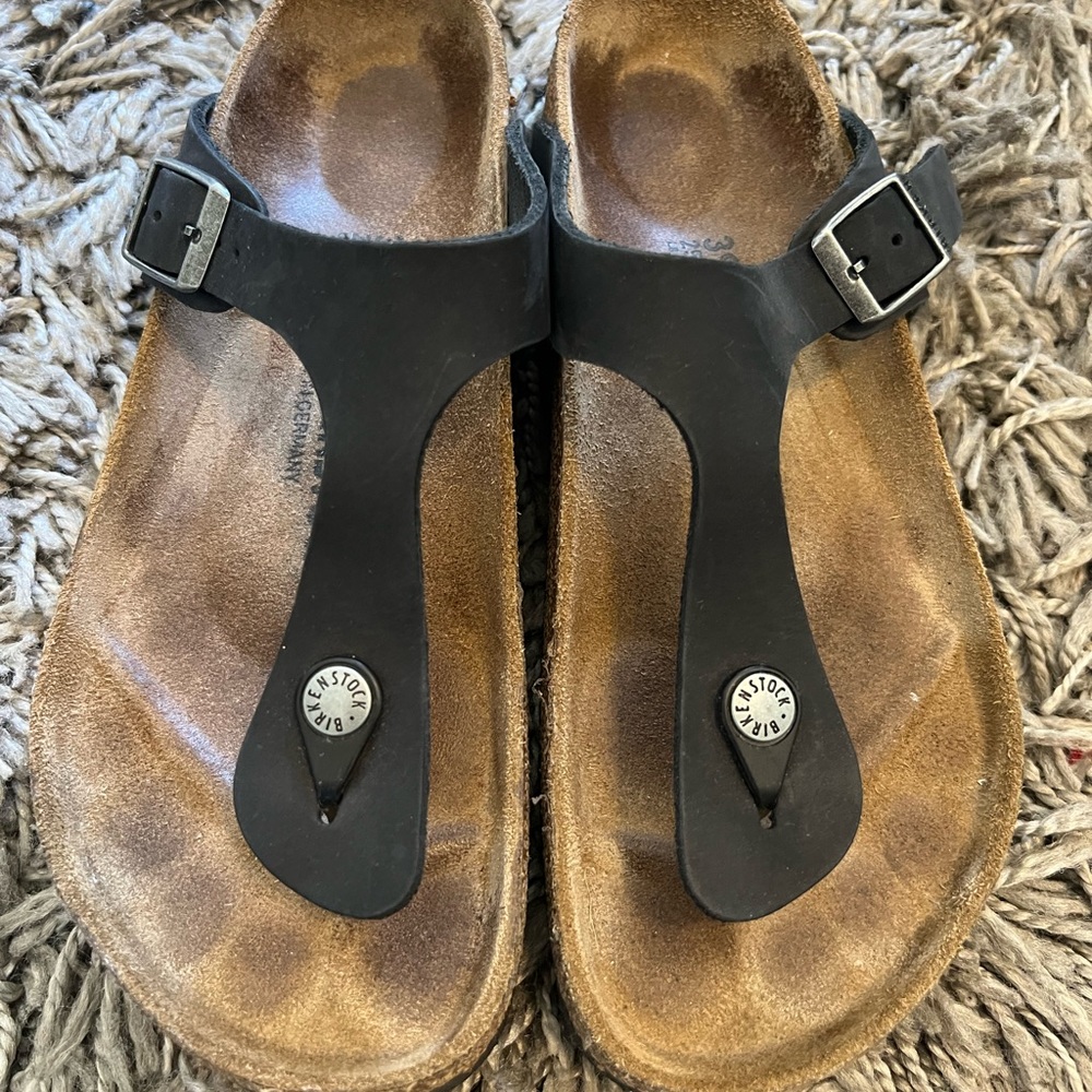 Birkenstock Women's Gizeh Birko-Flor Flip Flop in Black size 39; US 8